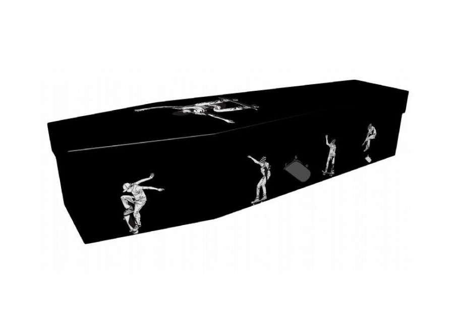 Cardboard coffin - Skateboarding - 3954
